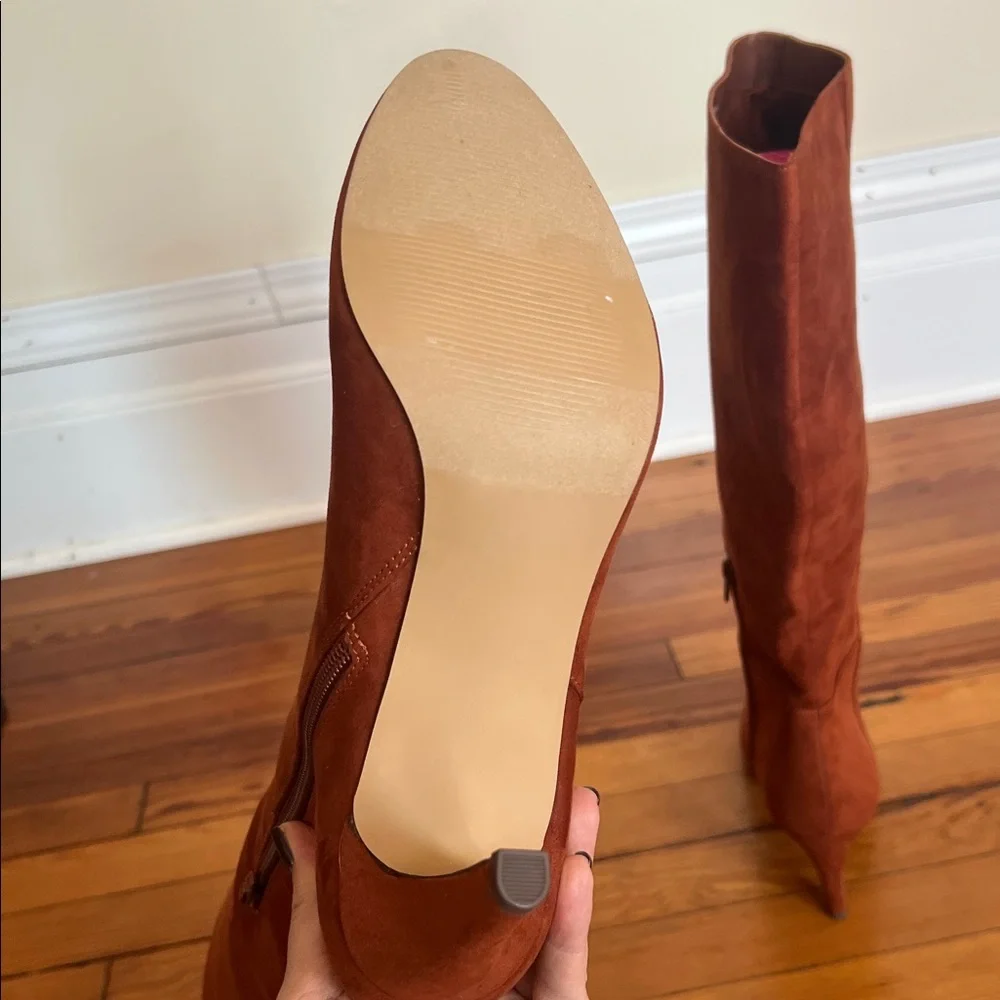 LOFT Chic Tipped Wanderweave Faux Suede Tall Heeled Boot Cognac Size 9 - Picture 8 of 12